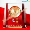 Ảnh chỗ bán đồng hồ làm quà tặng nhân viên dịp cuối năm, đồng hồ để bàn làm quà tặng khách hàng
