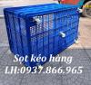 Ảnh Sọt có bánh xe dưới đáy quay 360độ, sọt kéo hàng trong nhà xưởng