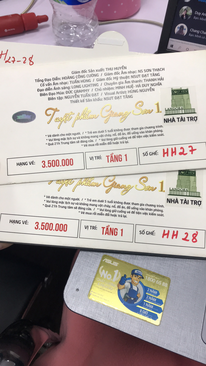 Ảnh Pass cặp vé HH chính giữa sân khấu giá gốc 7tr pas 2tr5