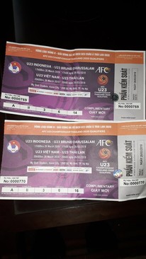 Ảnh U23 Việt Nam - U23 Thái Lan vé cực vip cửa 3 khán đài A tầng 1 chính giữa sân