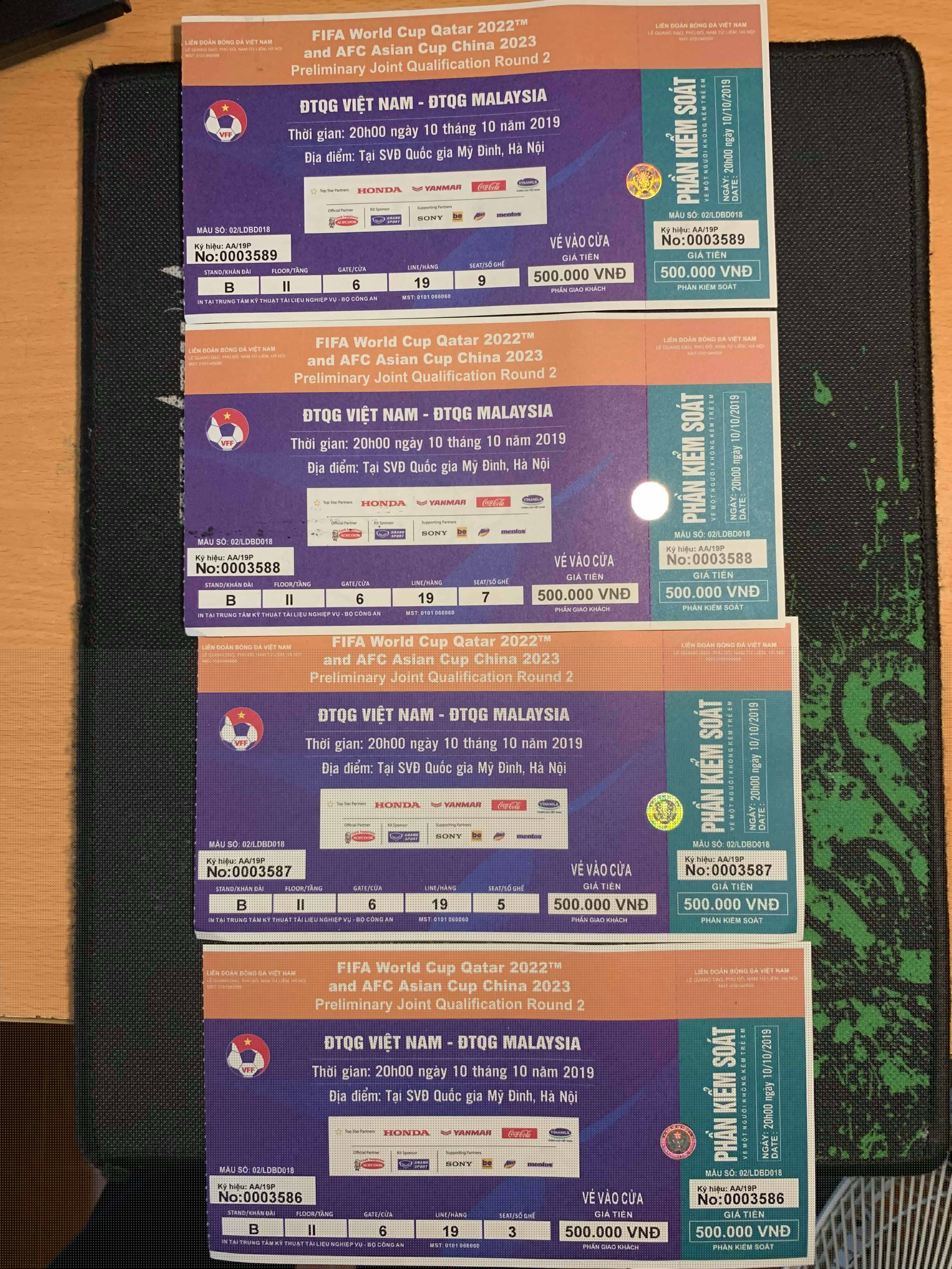Ảnh Nhượng lại vé WC Vietnam-Malaysia