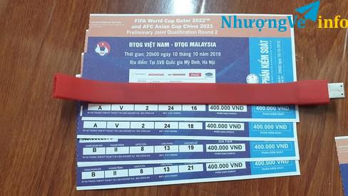 Ảnh CÓ MẤY CẶP VÉ : 300 = 2TR2 400 = 3TR3. BÁN NHANH VỀ QUÊ. CALL : O983 776515