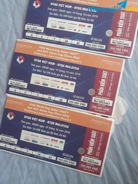 Ảnh Bán lại cặp vé loại 300k (Khán đài A) trận Viet nam vs Malaysia (Dịch vọng Hậu, Cầu giấy)