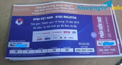 Ảnh Nhượng lại 1 cặp vé mời khán đài A tầng 5