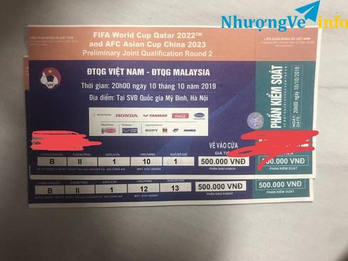 Ảnh Nhượng lại cặp Vip giữa sân B II cửa 1, line giữa