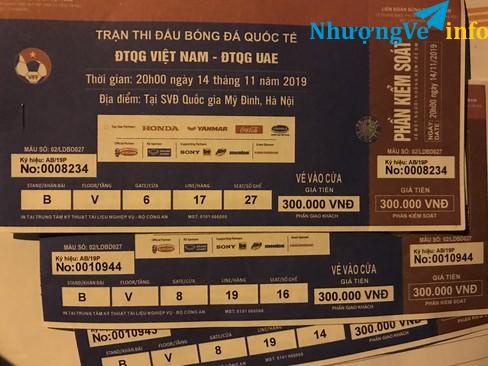 Ảnh Vé loai 300k khán Đài A B mình có 3 cặp sat nhau