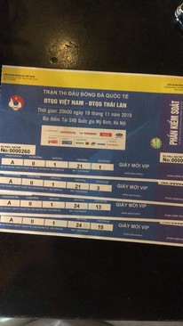 Ảnh Bán vé mời, mời víp , cửa 1234 trận uae và thái lan