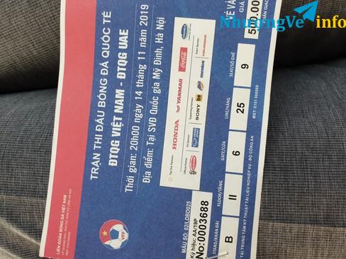 Ảnh có 1 vé đẹp tuyệt trận VN - UAE