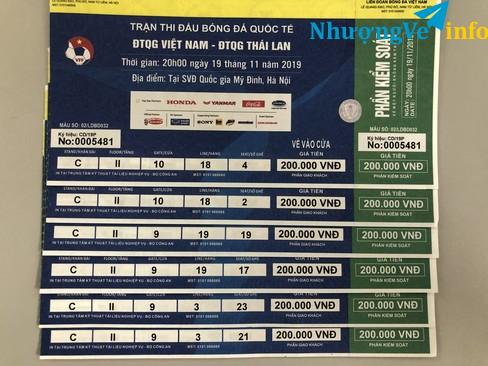 Ảnh bán nhanh 3 cặp lẩu thái khán đài C