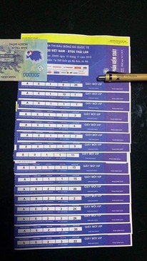 Ảnh Cần 3 cặp vé mời A2 cửa 1,2,3,4 liền nhau giá đẹp