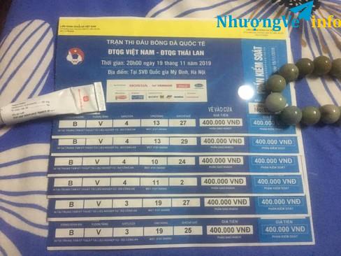Ảnh Còn 3 cặp vé cho trận ngày mai, khán đài B loại 400k giá cực đẹp