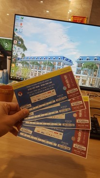 Ảnh Bán vé trận Việt Nam - Thái Lan Khán đài A.