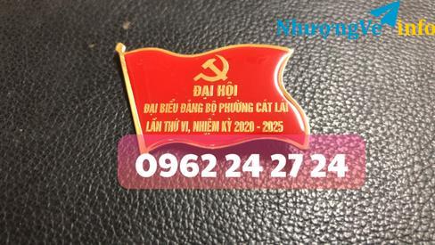 Ảnh nơi bán huy hiệu hội đồng nhân dân, huy hiệu lá cờ