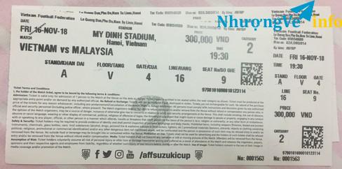 Ảnh Còn cặp khán đài A vị trí đẹp muốn bán