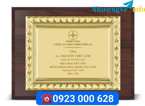 Ảnh Bảng kỷ niệm chương vinh danh, biểu trưng vinh danh gỗ đồng, bảng vinh danh gỗ đồng