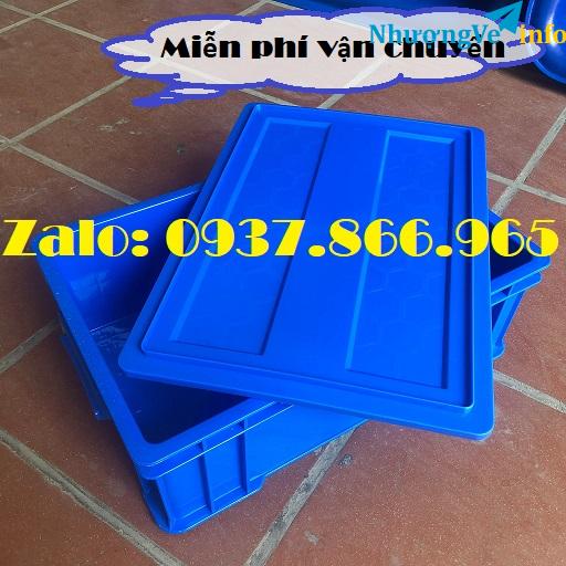 Ảnh Thùng nhựa tại hà nội, thùng để trên các giá đỡ, hộp nhựa có nắp, khay nhựa B4