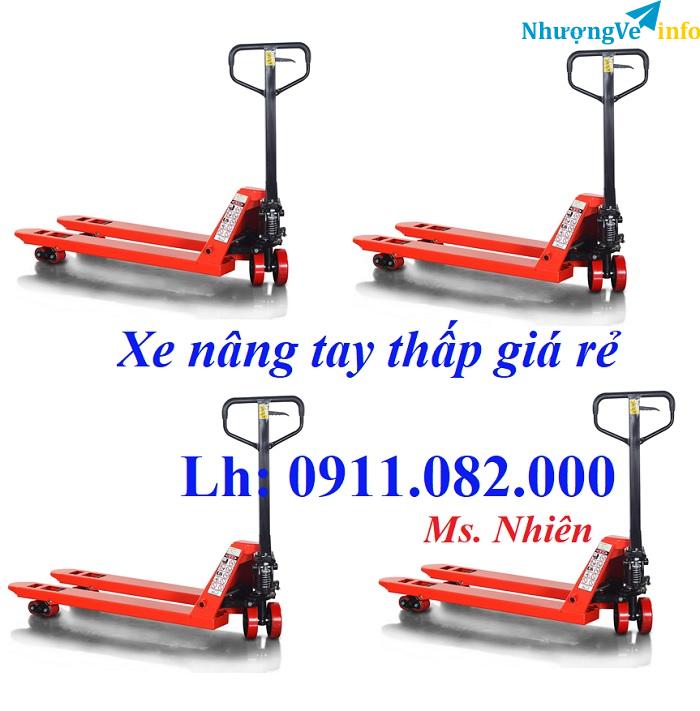 Ảnh Xe nâng tay giá rẻ- Sỉ lẻ xe nâng tay thấp 2,5 tấn 3 tấn- lh 0911082000